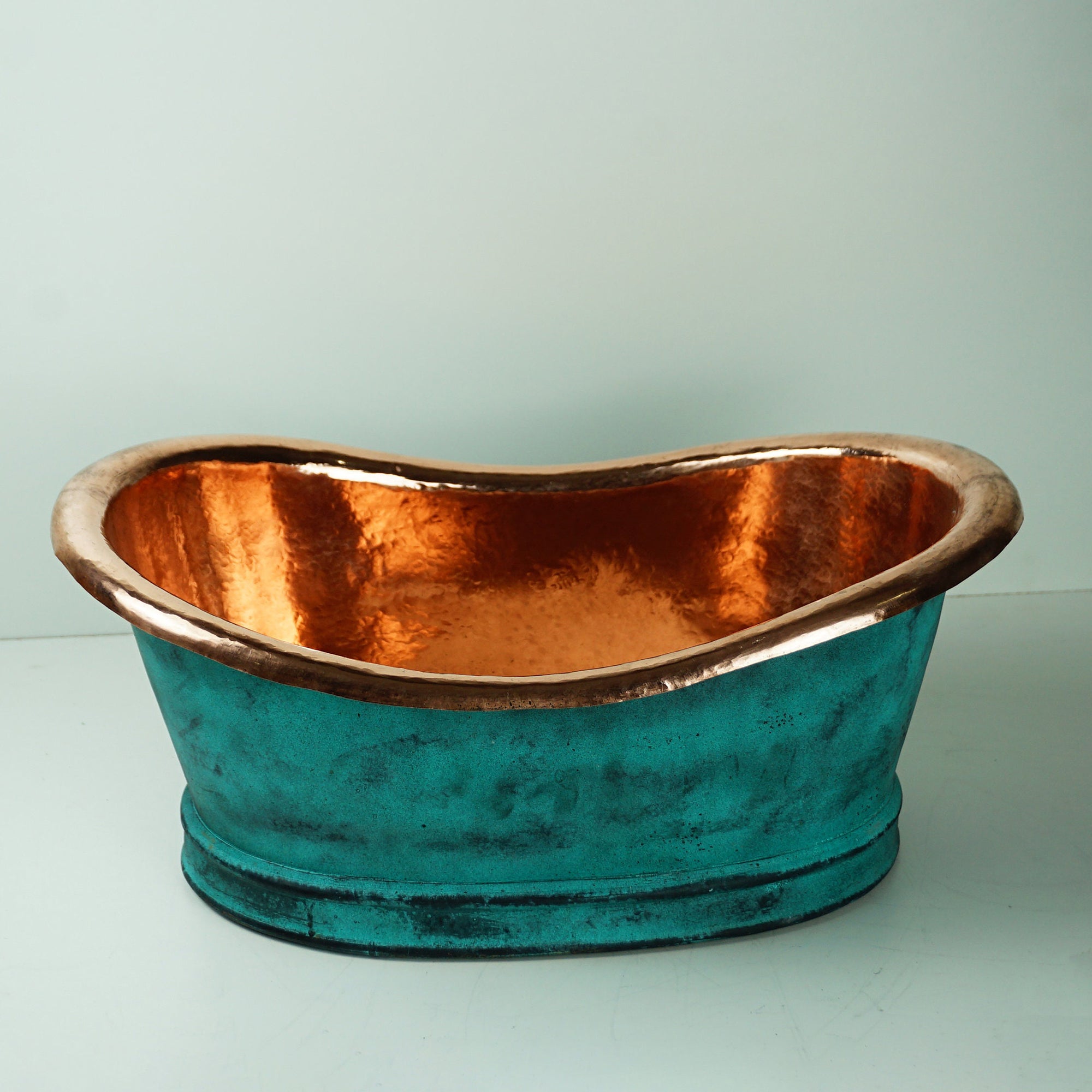 Aged Copper Vessel Sink Tub Style & Oxidized Copper Sink Bathroom ...