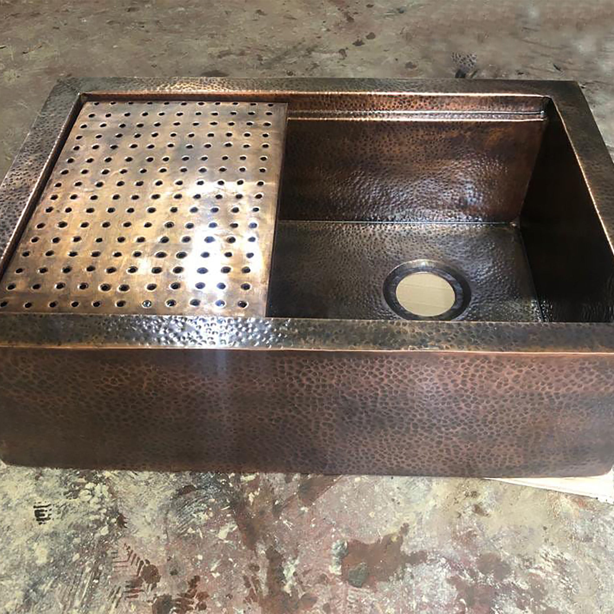 Aged Copper farmhouse sink with flat grid, Farmhouse Sink 30&quot;