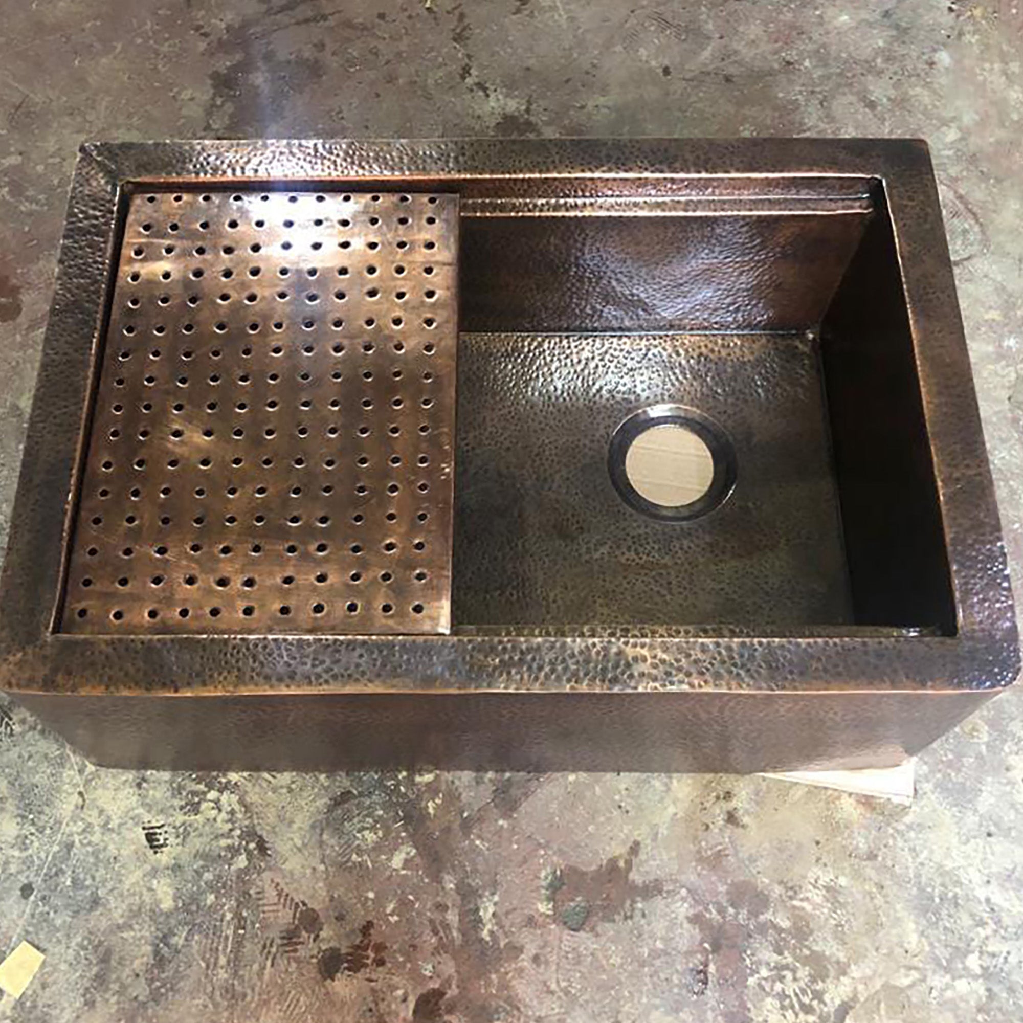 Aged Copper farmhouse sink with flat grid, Farmhouse Sink 30&quot;