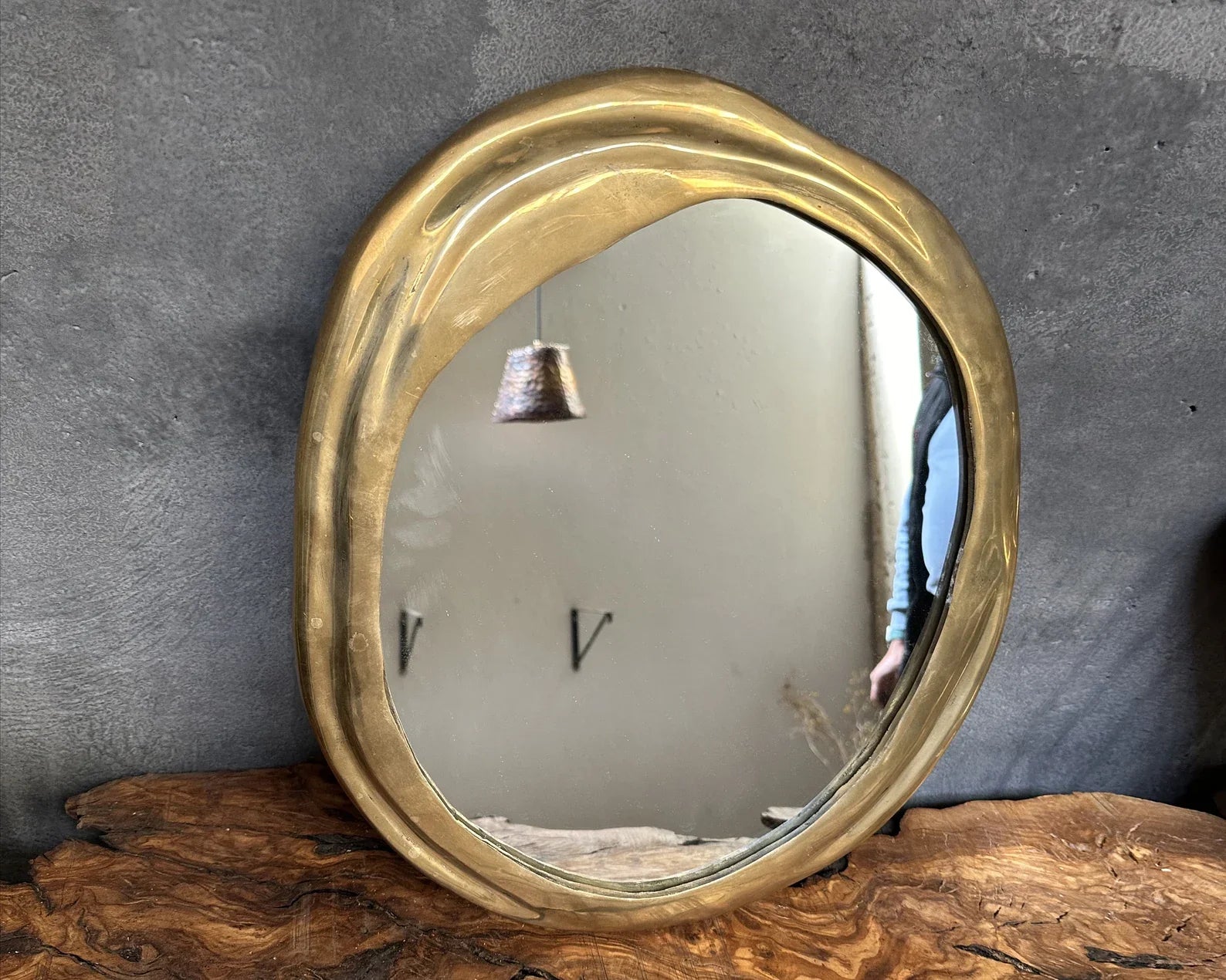 Vintage Brass Wall Mirror, Unlacquered Brass Wall Mirror, Circular Wall Mirror, Round Hanging Mirror